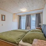 Haus Maria Holiday home Oberndorf in Tirol